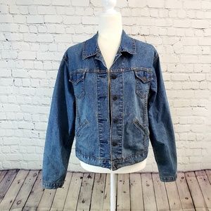 Levi's denim misses jacket.  Size M(8/10)